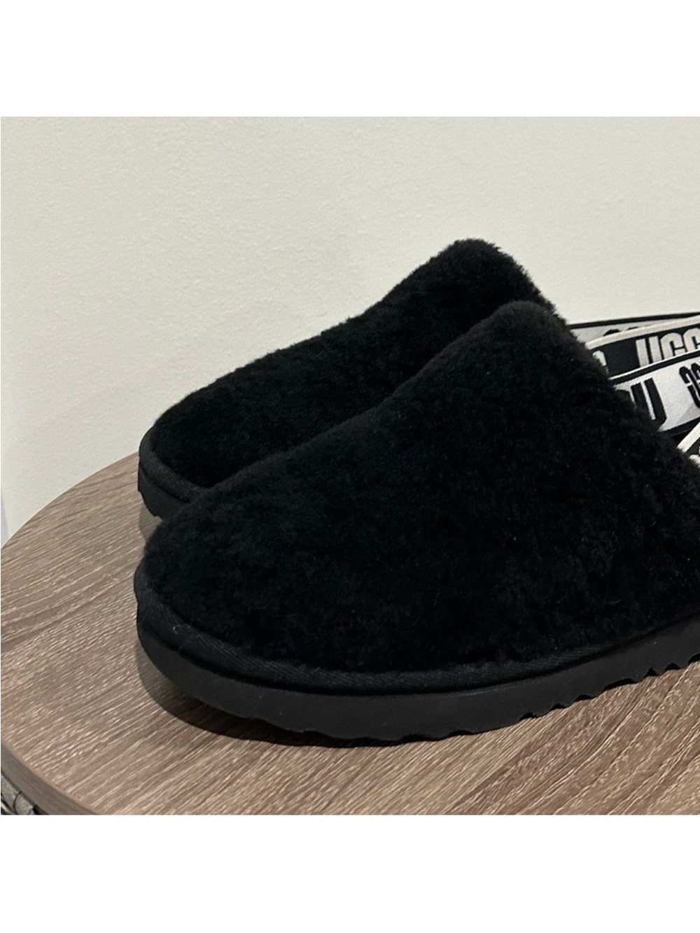 UGG Fluff Yeah Clogs - Picture 6 of 10